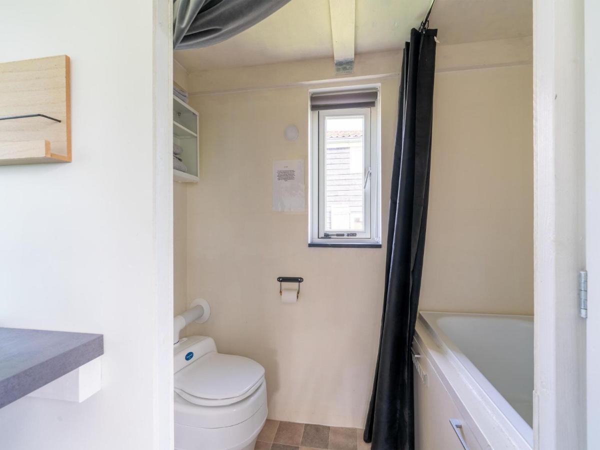 Holiday Home In Burgerbrug Near The Beach Экстерьер фото